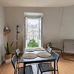 Radiant 1Bd Apartment Quinze-Vingts